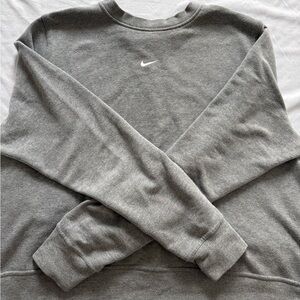 Nike Dri-fit Women’s Sweatshirt